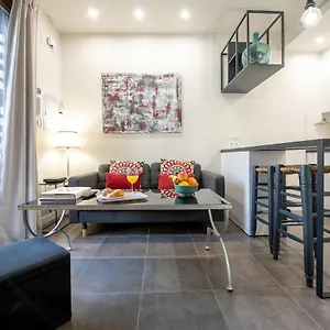 Apartamento Con Terraza En San Luis. Parking&netflix Apartamento